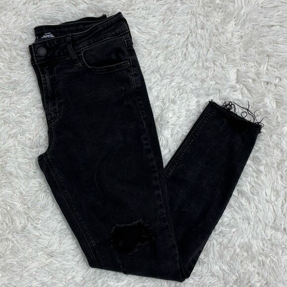Old Navy Rockstar Mid-Rise Super Skinny Jeans Sz 6 Womens 25” Inseam Faded Black - Picture 2 of 11
